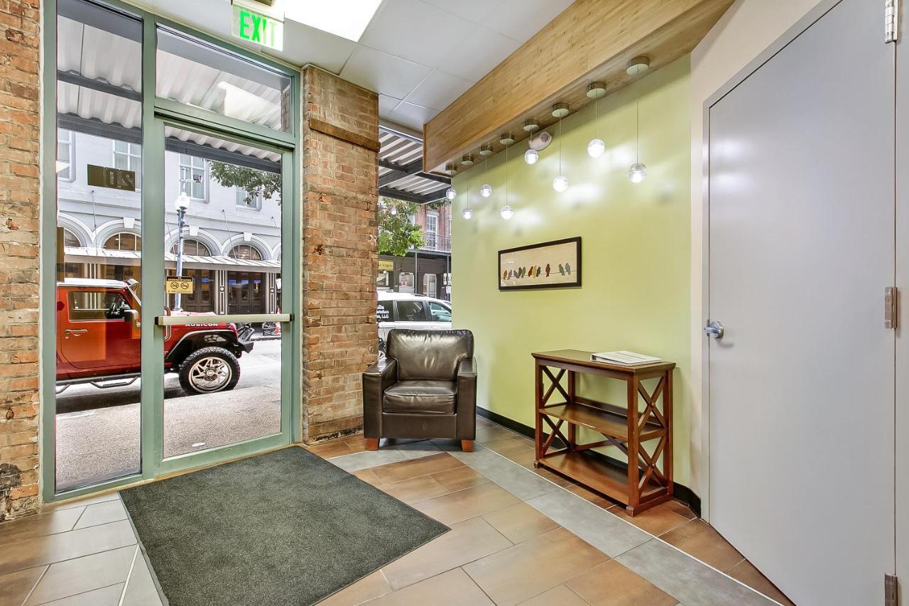 Gorgeous Condos Steps From French Quarter And Harrah'S St. New Orleans Exterior photo