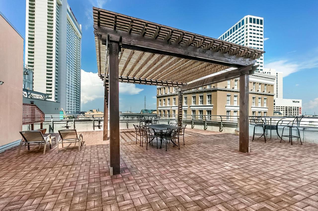 Gorgeous Condos Steps From French Quarter And Harrah'S St. New Orleans Exterior photo