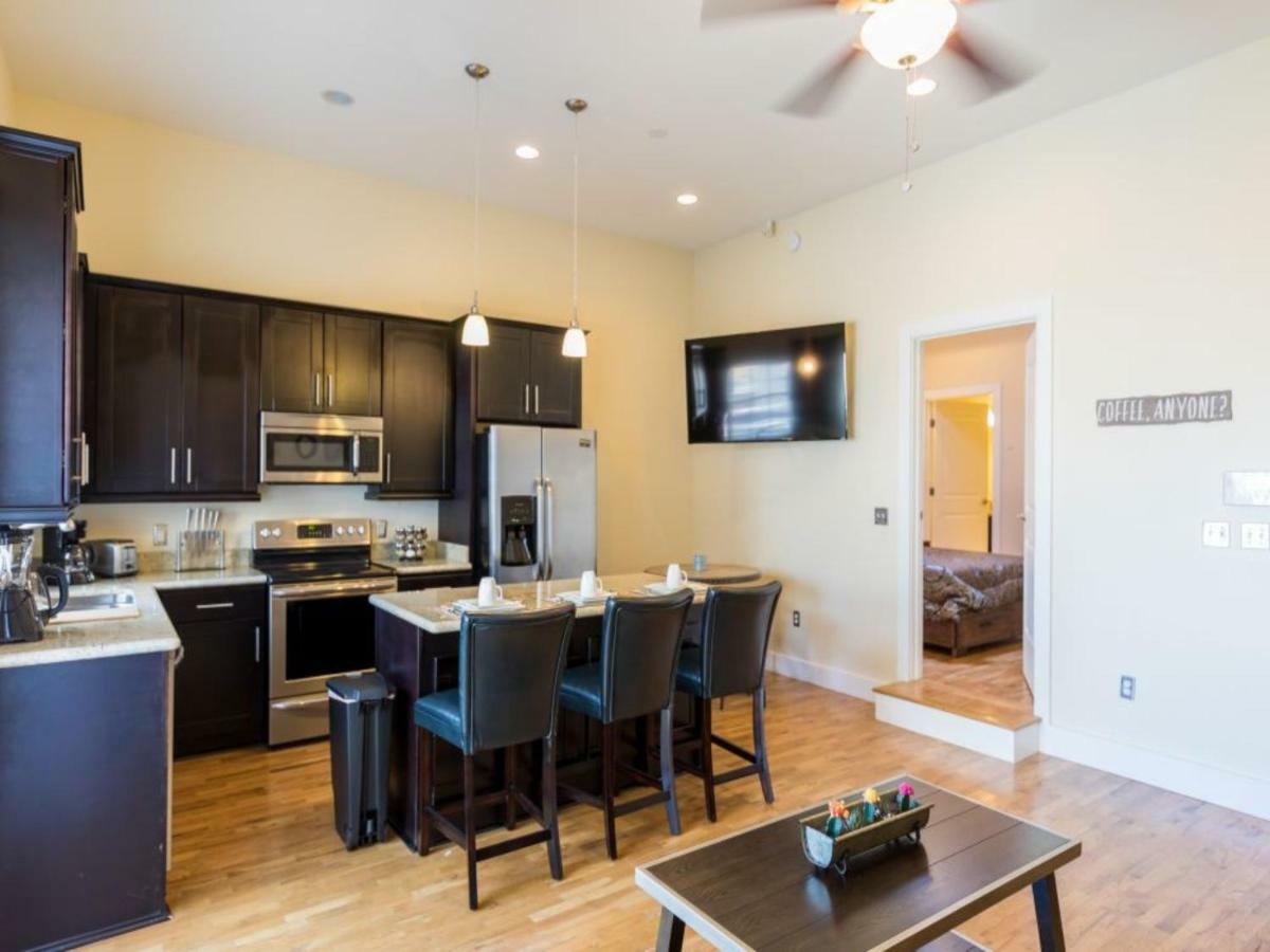 Gorgeous Condos Steps From French Quarter And Harrah'S St. New Orleans Exterior photo